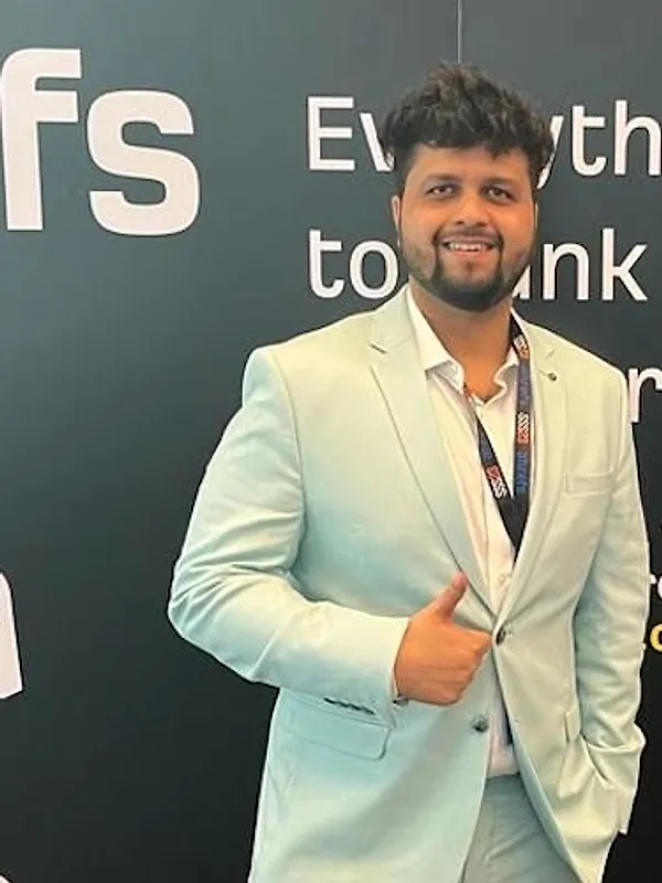 Saket Aggarwal, Cofounder & CEO at Digital Gratified